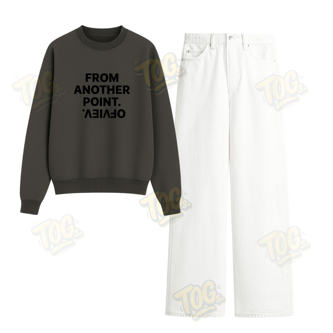 Baggy Jeans With From Another Point Of View Sweatshirt